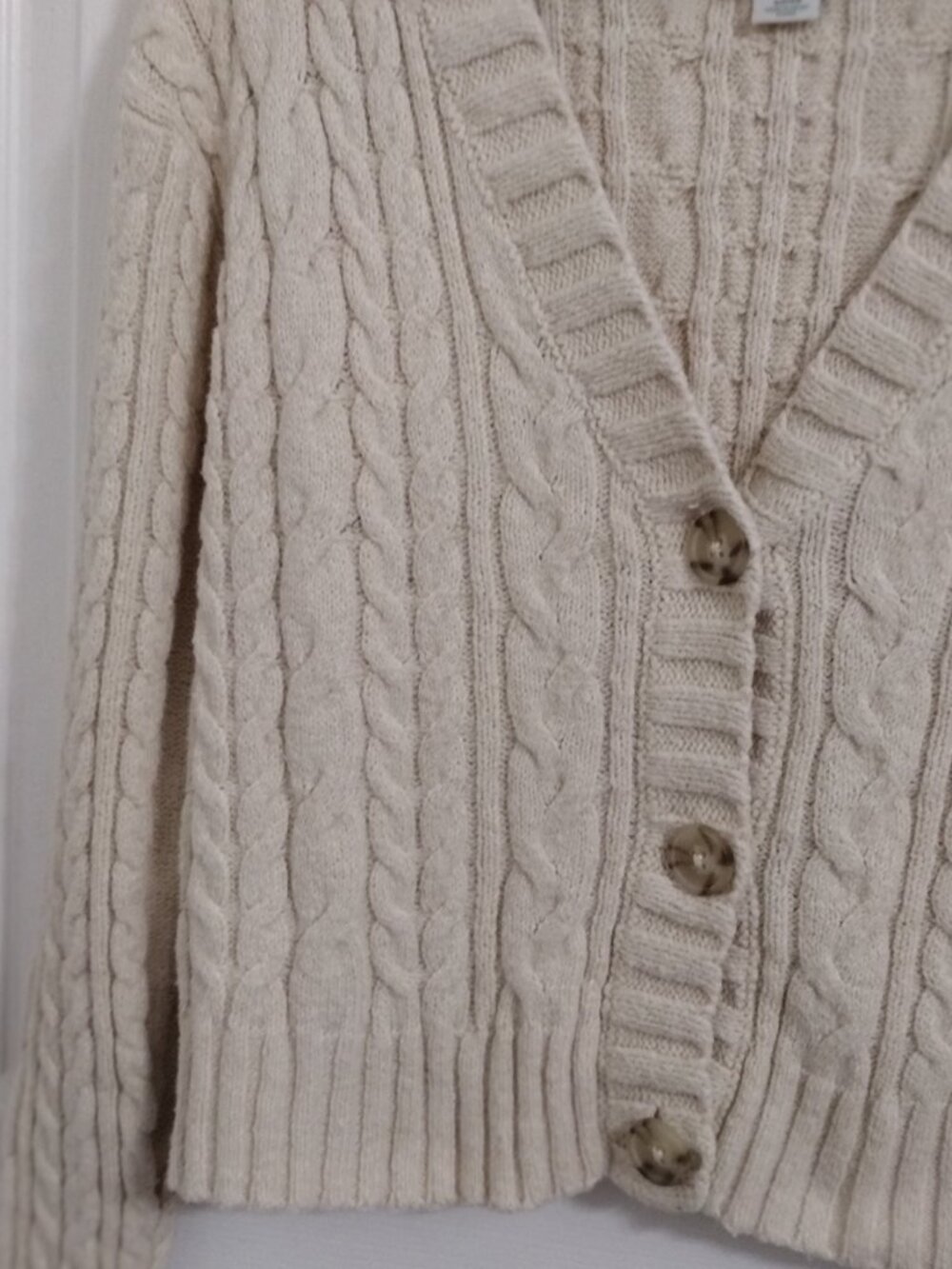 American Eagle Cable Knit Cardigan Small Cream Cropped Button Front Cozy Neutral - Picture 5 of 10